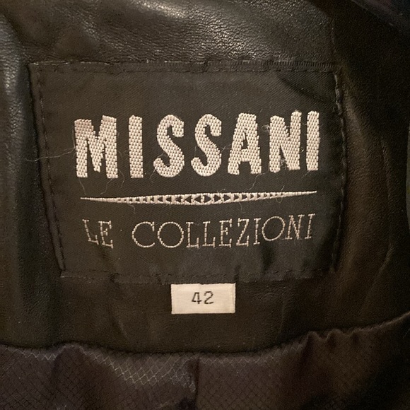 Men's Italian black leather jacket. Fully lined. Super soft. Lots of pockets - Picture 2 of 5